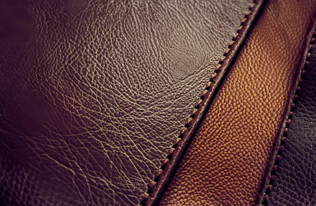 Nos cuirs livrés en 48h dans toute la France