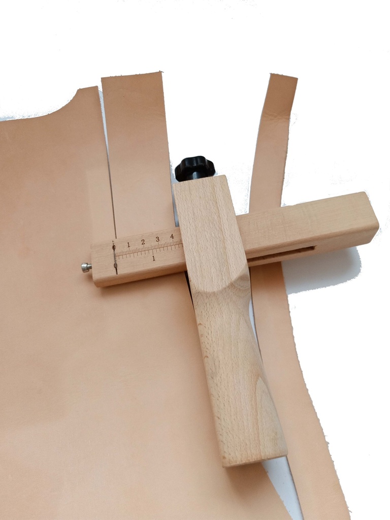 [OUTCOULANDEC001] Coupe Lanière " Decourt By KL "