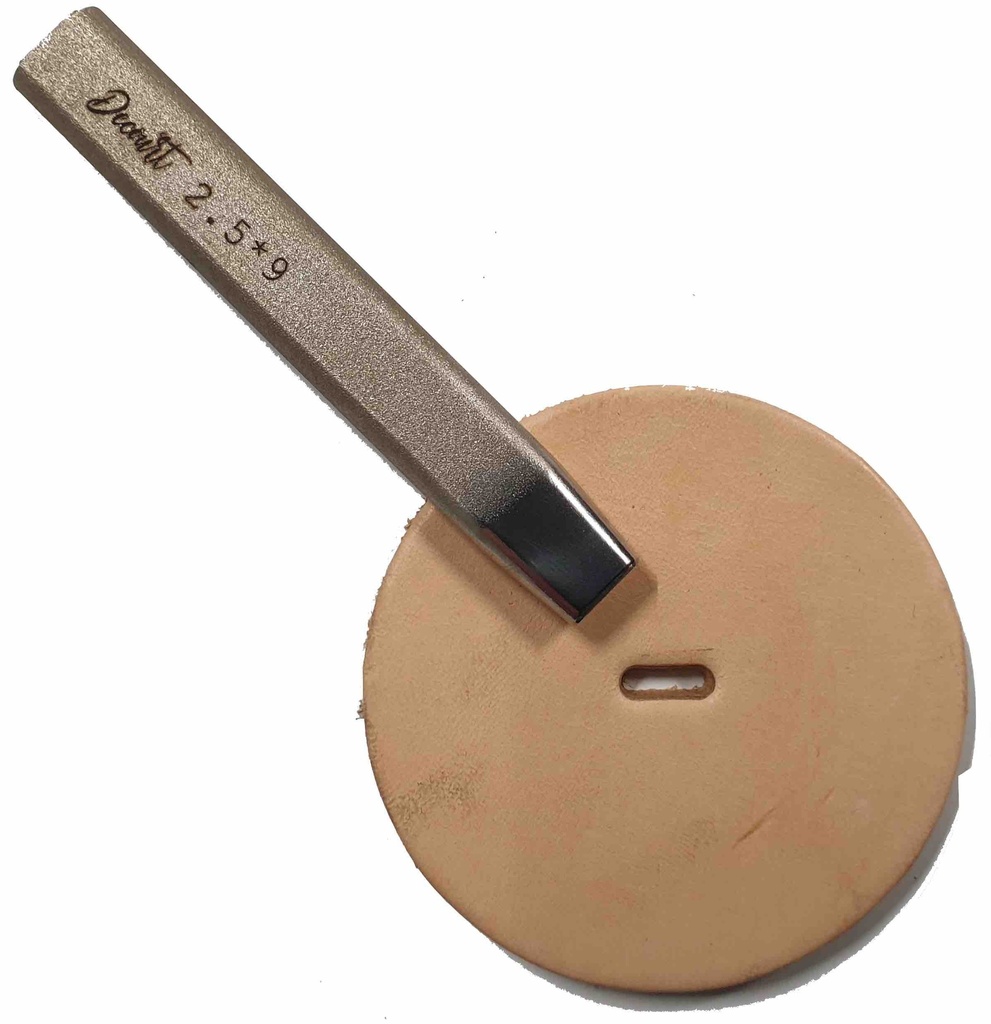 [OUTFRAPEMCHAPDEC2,5X9] Emporte - Pièce Enchapure - N°4 - Decourt by K.L.  - 2,5 mm x 9 mm