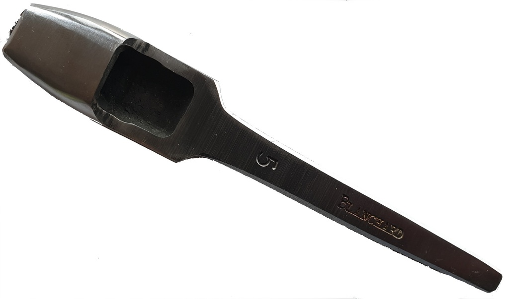 [EMPPIEENCHN5-11X2,5] Emporte - Pièce Enchapure N°05 - 11 mm X 2,5 mm - VERGEZ-BLANCHARD