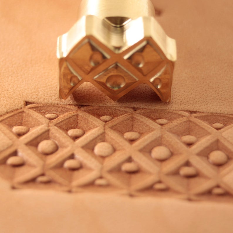 S.N. 496 - GÉOMÉTRIQUE  - Matoir à Frapper