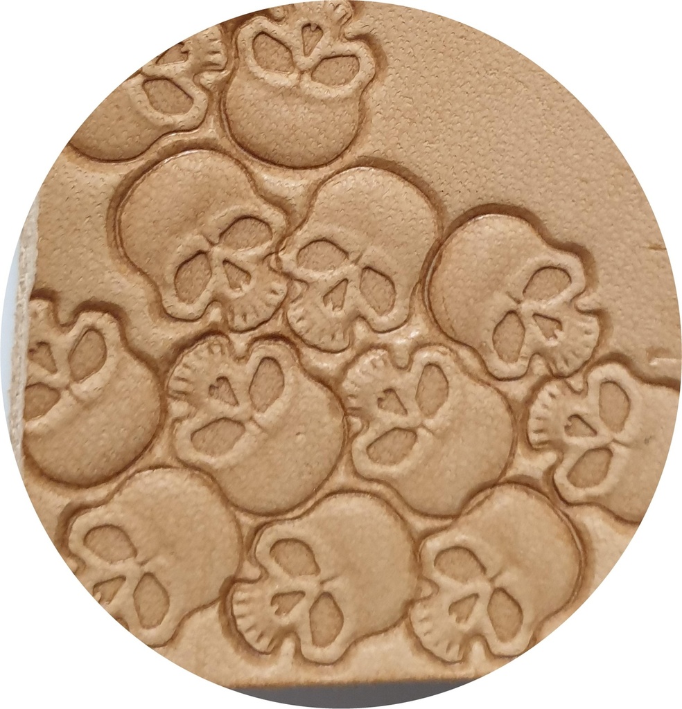 [OUTREPMA102] S.N. 102 - SKULL (tête de mort) de face - Matoir à Frapper