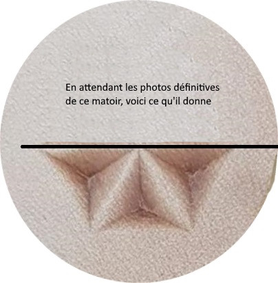 S.N. 122 ½ - GÉOMÉTRIQUE - Matoir à Frapper