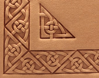 S.N. 257 - Bordure celtique - Matoir à Frapper