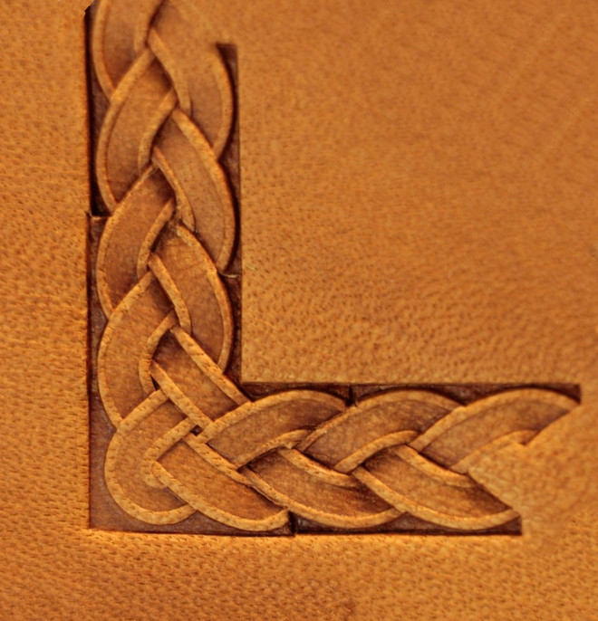 [MAT-SN-251Y] S.N. 251Y - COIN - Bordure tressage - Matoir à Frapper