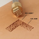 S.N. 242B-Y - COIN bordure entrelas celtiques - Matoir à Frapper