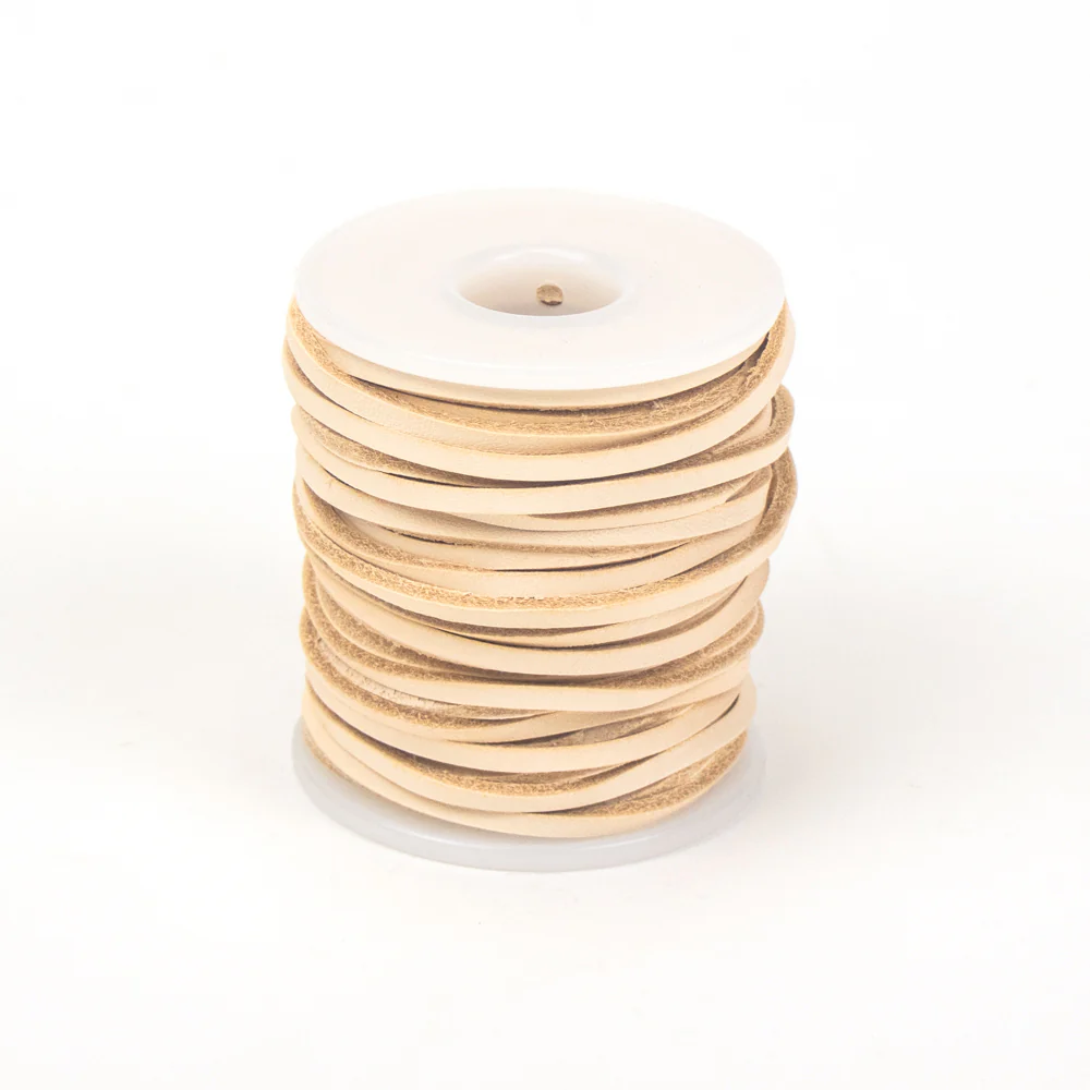 Lacet en cuir CRUST 3 mm x 15,2 m