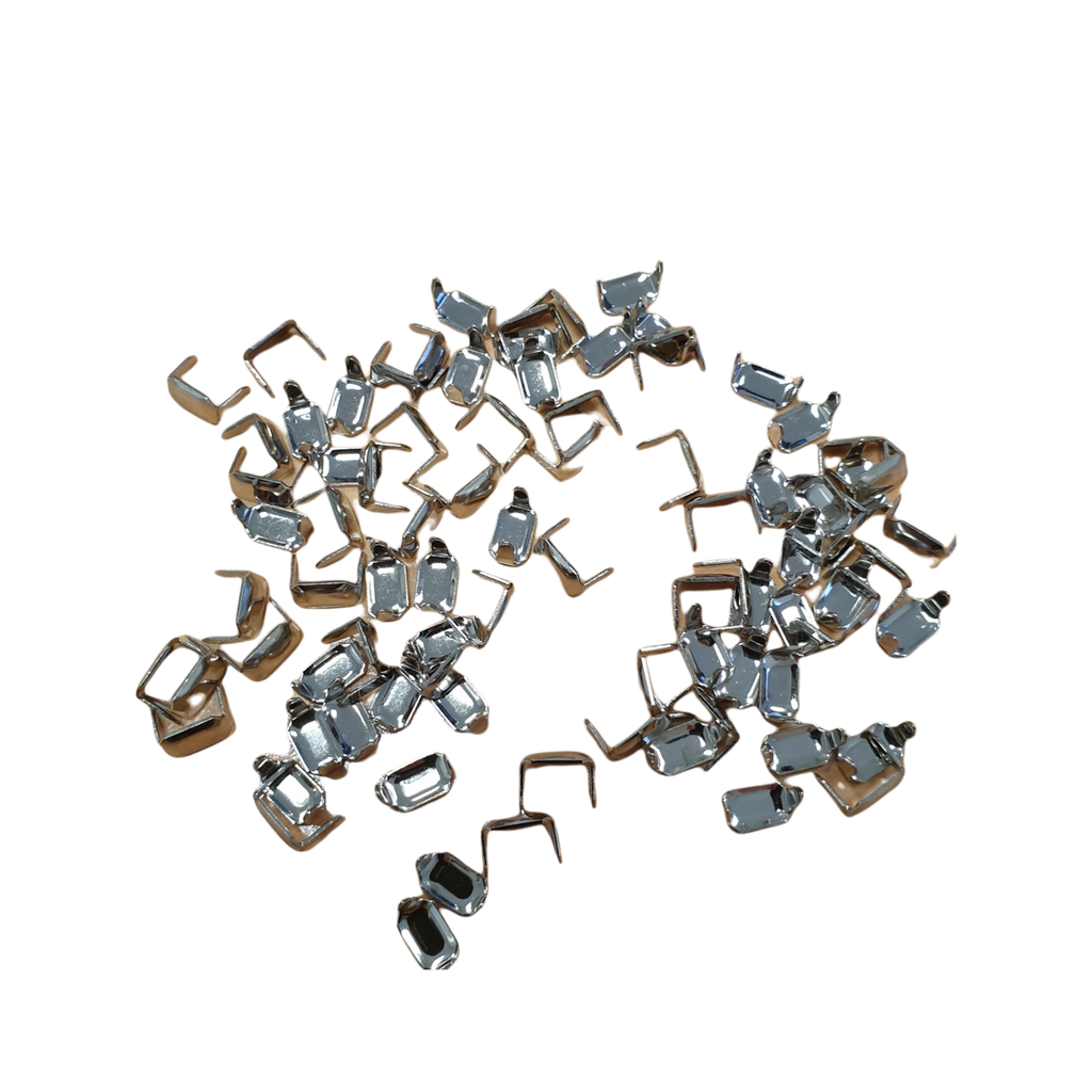 1kg AGRAFES Nickelées pour cuir ( ± 5000 unités)